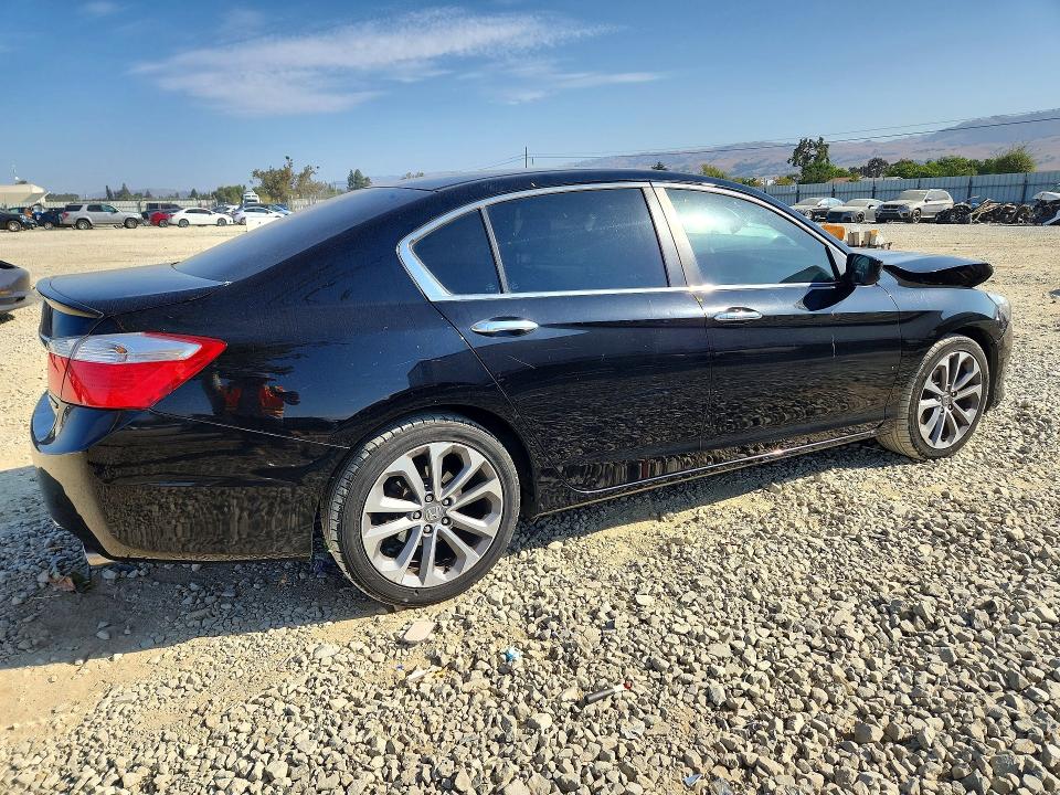 Photo 3 from auction – 2014 HONDA ACCORD with VIN 1HGCR2F59EA005220