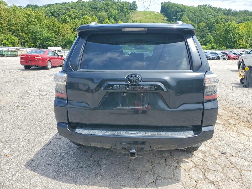 Photo 6 from auction – 2014 TOYOTA 4RUNNER with VIN JTEBU5JR1E5152673