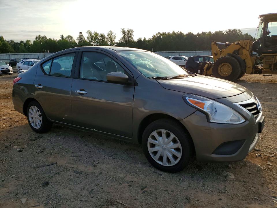 Photo 4 from auction – 2015 NISSAN VERSA with VIN 3N1CN7AP0FL828759