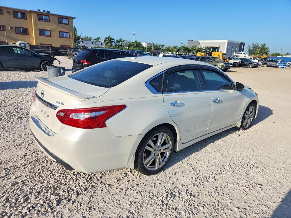 Photo 3 from auction – 2016 NISSAN ALTIMA with VIN 1N4BL3AP4GC269565