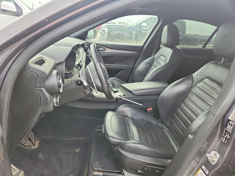 Photo 7 from auction – 2018 ALFA ROMEO STELVIO with VIN ZASFAKNN3J7B91646