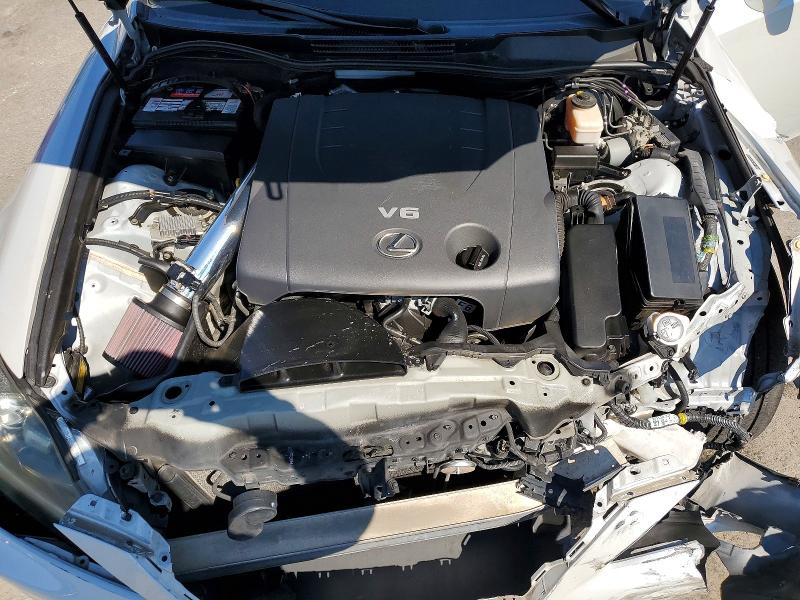 Снимка 11 от търг – 2011 LEXUS IS 250 с VIN JTHBF5C26B5150698