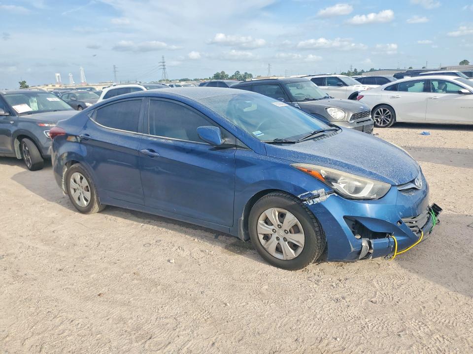 Photo 4 from auction – 2016 HYUNDAI ELANTRA with VIN KMHDH4AE3GU518016