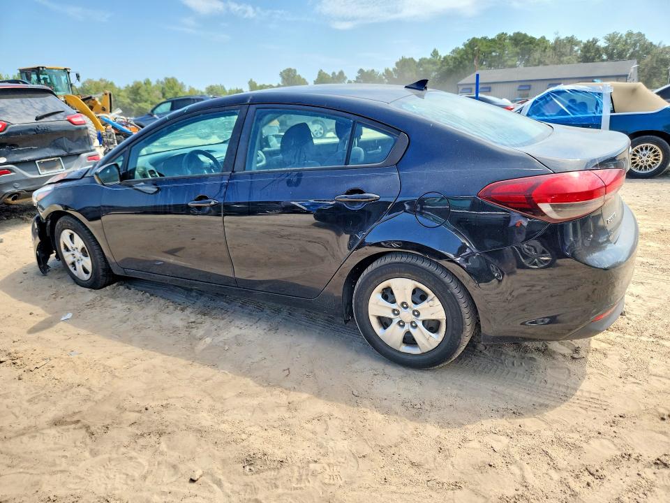 Photo 2 from auction – 2017 KIA FORTE with VIN 3KPFK4A77HE006808
