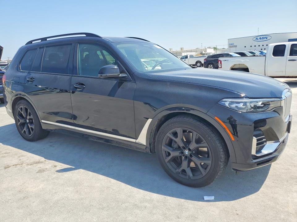 Photo 4 from auction – 2022 BMW X7 with VIN 5UXCW2C02N9J14750