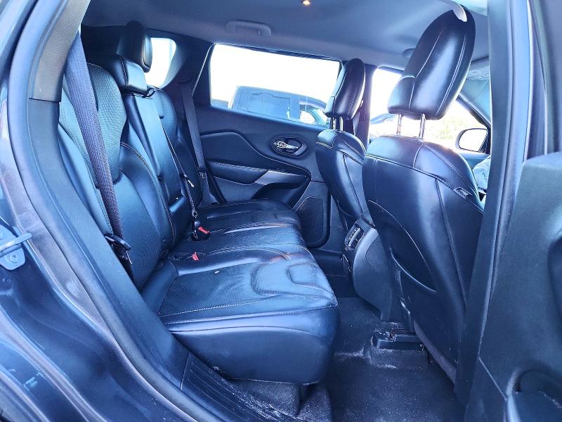 Photo 11 from auction – 2019 JEEP CHEROKEE with VIN 1C4PJLDB5KD427601