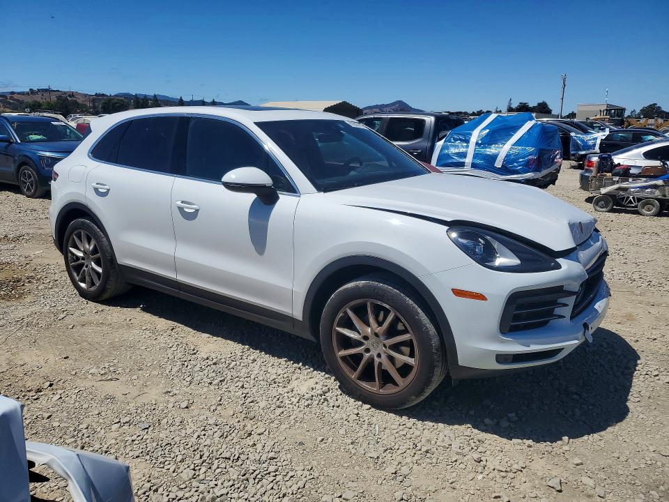 Photo 4 from auction – 2020 PORSCHE CAYENNE with VIN WP1AA2AY2LDA00546
