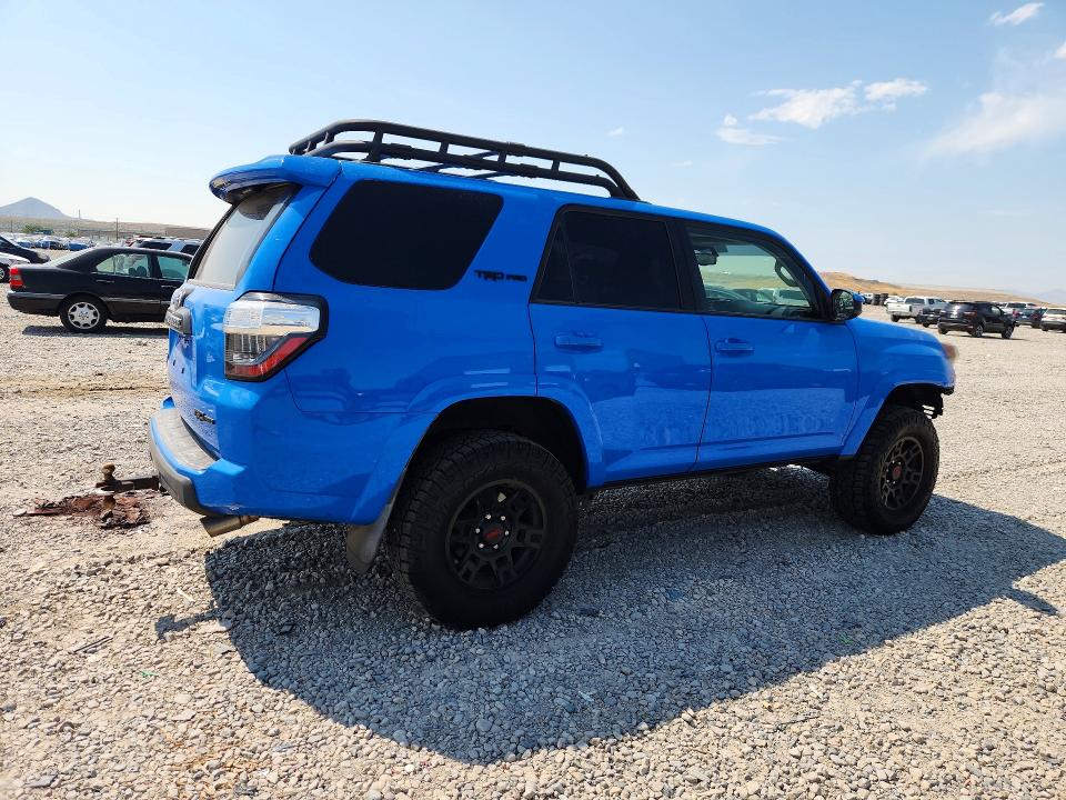 Photo 3 from auction – 2019 TOYOTA 4RUNNER with VIN JTEBU5JR6K5732626