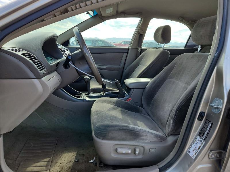 Photo 7 from auction – 2004 TOYOTA CAMRY with VIN JTDBE32K740273890