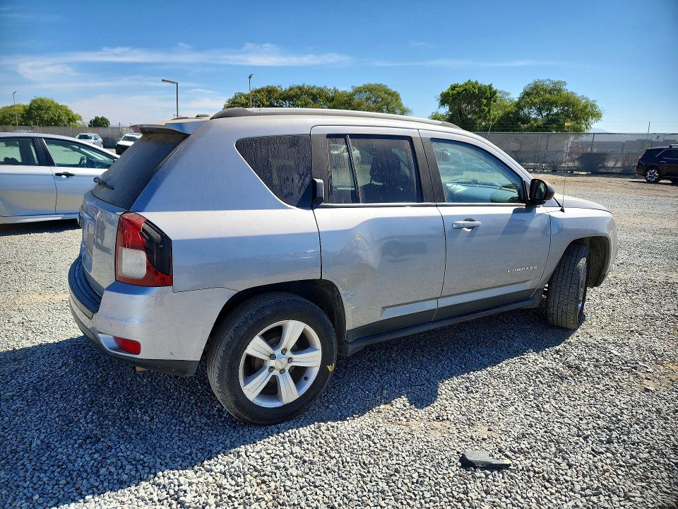 Photo 3 from auction – 2016 JEEP COMPASS with VIN 1C4NJCBA3GD666332