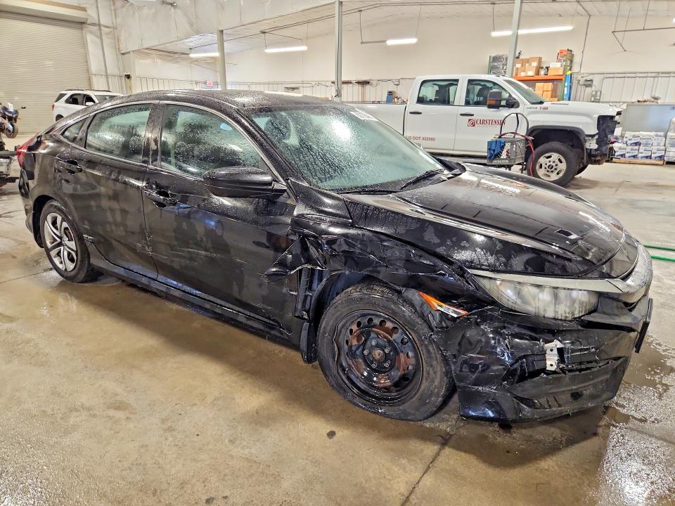Photo 4 from auction – 2017 HONDA CIVIC with VIN 2HGFC2F53HH551094