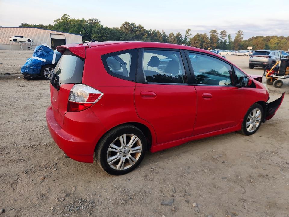 Photo 3 from auction – 2011 HONDA FIT with VIN JHMGE8H66BC004643