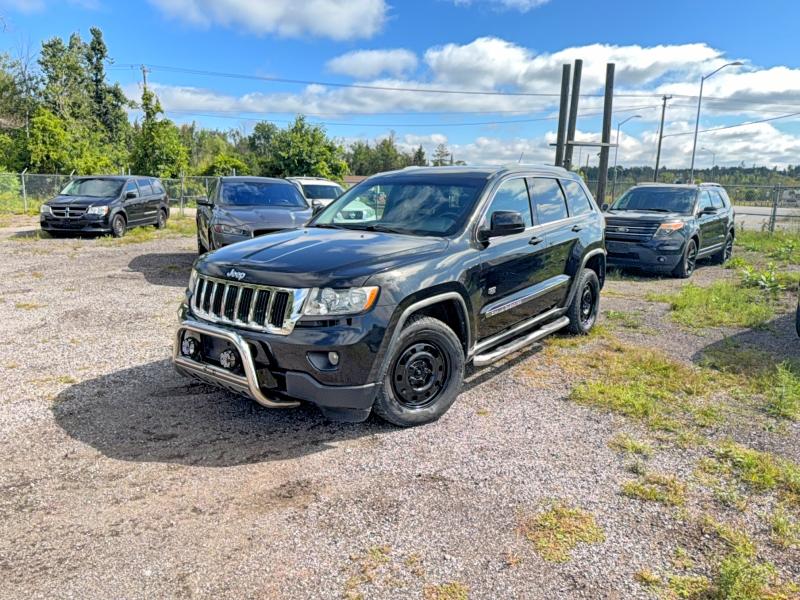 Photo 2 from auction – 2011 JEEP GRAND CHEROKEE with VIN 1J4RR4GG8BC647877