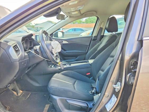 Photo 7 from auction – 2018 MAZDA 3 with VIN 3MZBN1U77JM171198
