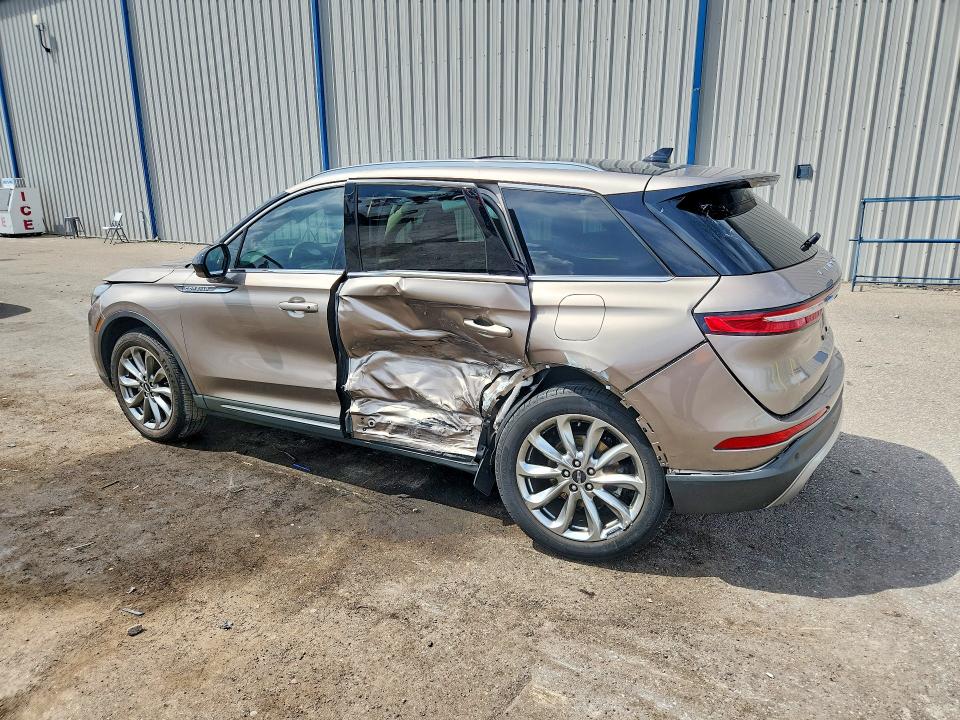 Photo 2 from auction – 2021 LINCOLN CORSAIR with VIN 5LMCJ1D98MUL07285