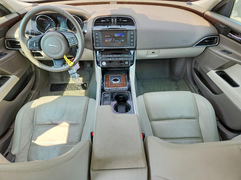 Photo 8 from auction – 2017 JAGUAR XE with VIN SAJAK4BV8HA973648