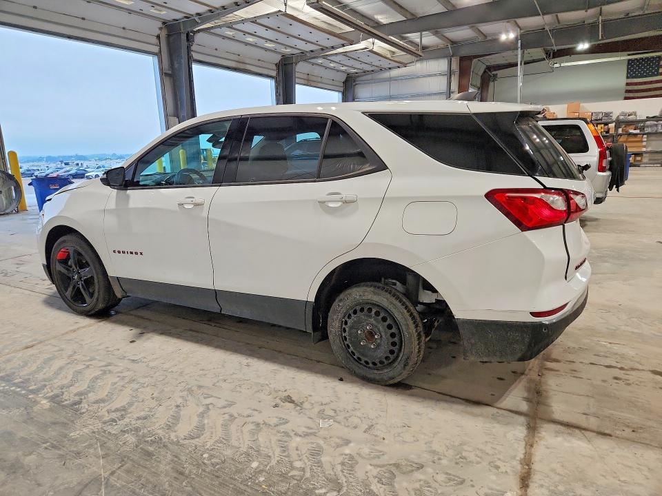 Photo 2 from auction – 2019 CHEVROLET EQUINOX with VIN 2GNAXLEX1K6233670