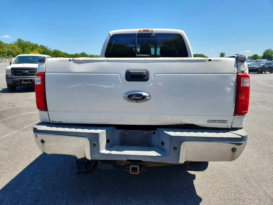 Zdjęcie 6 z aukcji – 2014 FORD F250 z VIN 1FT7W2B61EEB04792