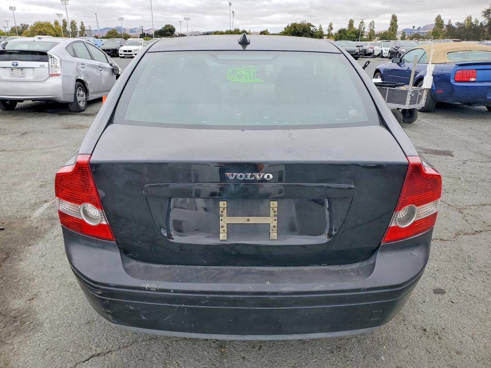 Photo 6 from auction – 2006 VOLVO S40 with VIN YV1MS390162213451