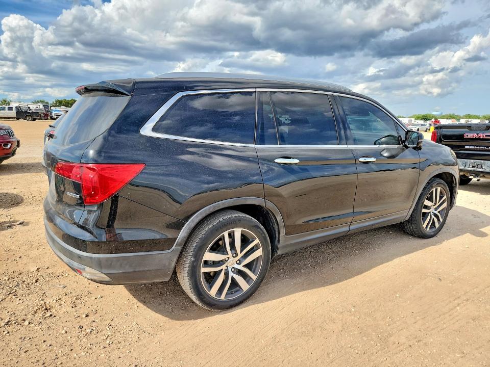 Photo 3 from auction – 2016 HONDA PILOT with VIN 5FNYF5H98GB027251
