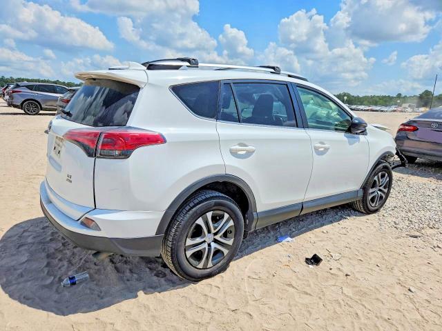 Photo 3 from auction – 2018 TOYOTA RAV4 with VIN JTMBFREVXJD246323