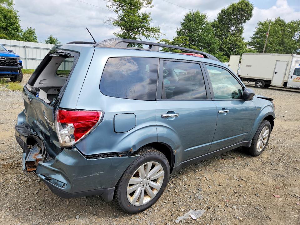 Photo 3 from auction – 2011 SUBARU FORESTER with VIN JF2SHAEC3BH719534