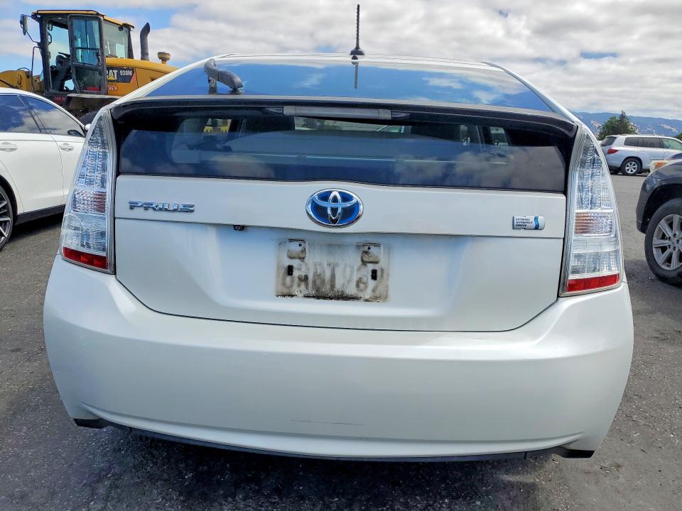 Фото 6 с аукциона – 2010 TOYOTA PRIUS с VIN JTDKN3DU8A1279573