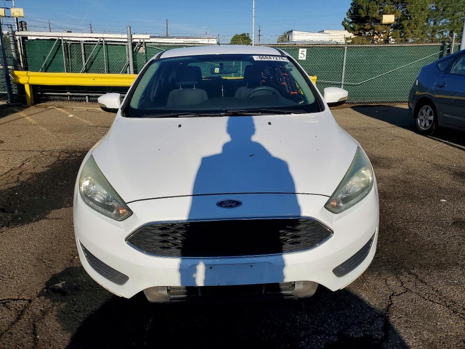 Снимка 5 от търг – 2016 FORD FOCUS с VIN 1FADP3K23GL245886