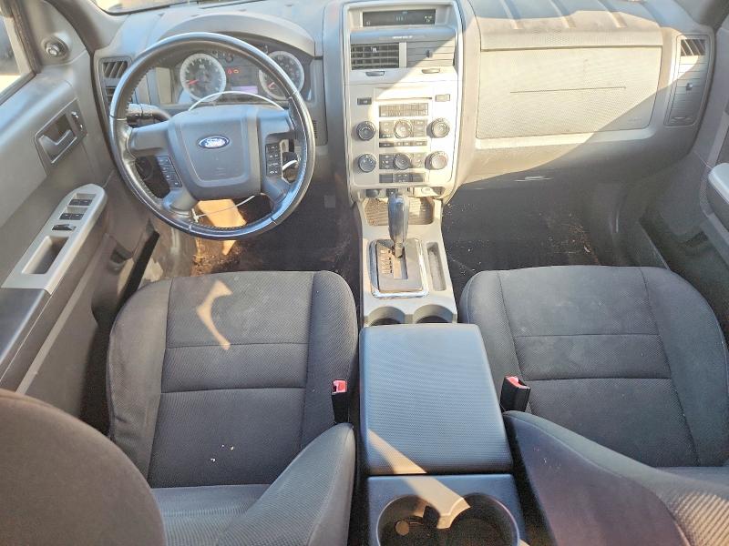 Photo 8 from auction – 2009 FORD ESCAPE with VIN 1FMCU93G89KC67012