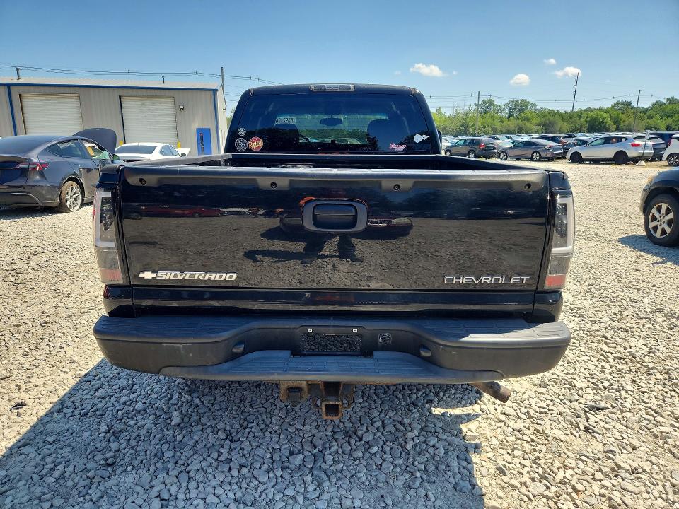 Photo 6 from auction – 2004 CHEVROLET SILVERADO with VIN 2GCEK19T441139240