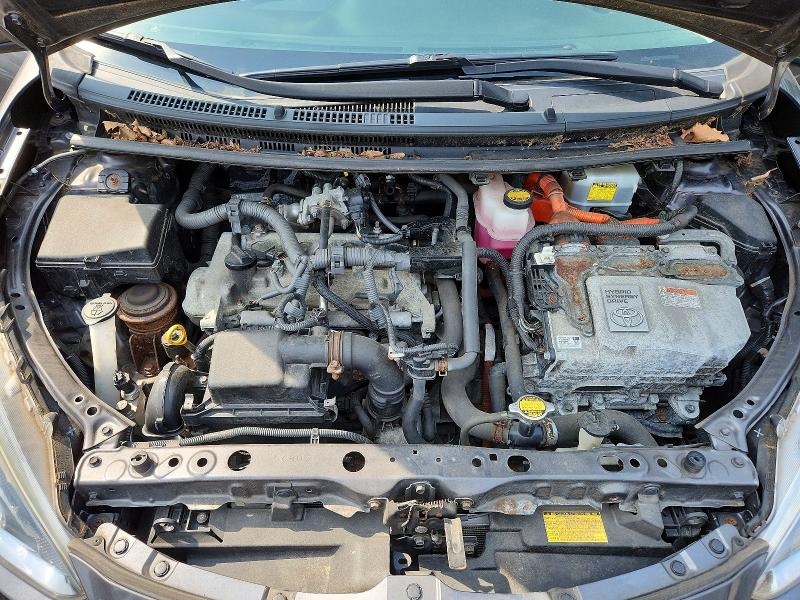 Photo 11 from auction – 2015 TOYOTA PRIUS C with VIN JTDKDTB33F1583527