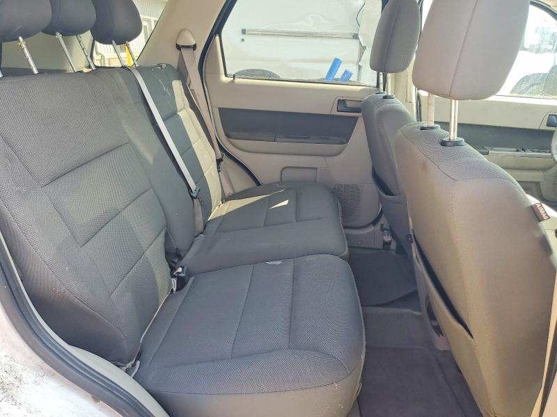 Photo 11 from auction – 2009 FORD ESCAPE with VIN 1FMCU49399KA25434