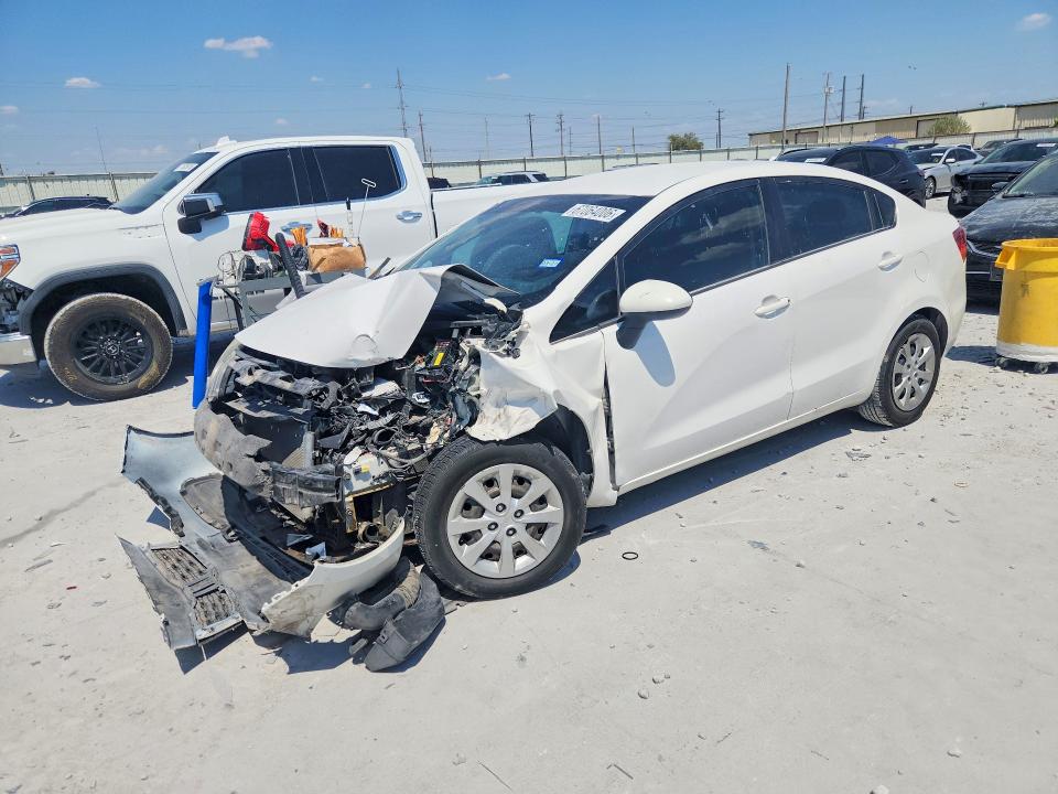 KIA RIO 2015 with VIN KNADM4A38F6515322 - Photo from auction