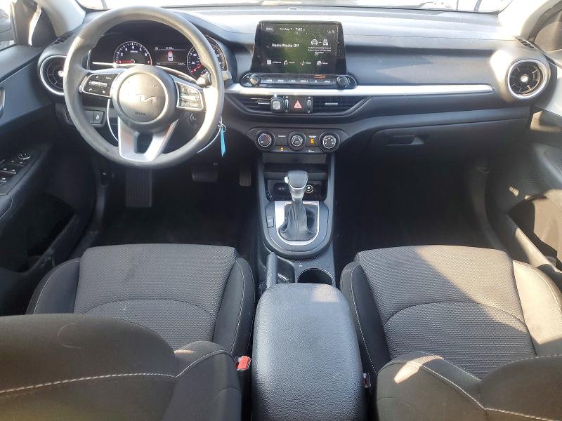 Снимка 8 от търг – 2023 KIA FORTE с VIN 3KPF24AD9PE531566