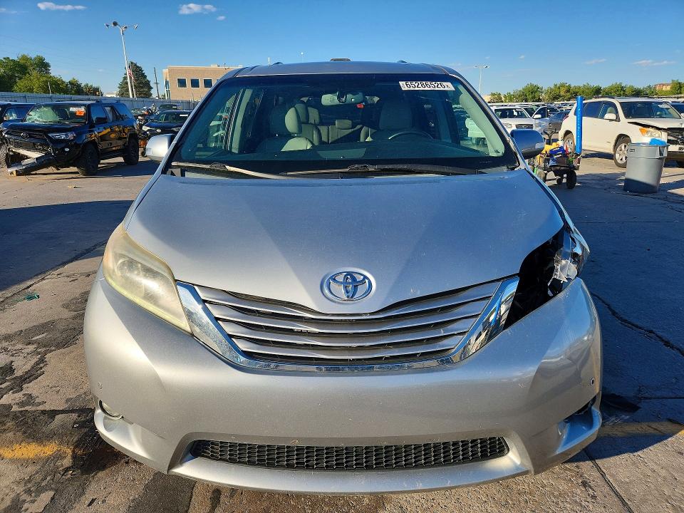 Photo 5 from auction – 2015 TOYOTA SIENNA with VIN 5TDYK3DC9FS638062