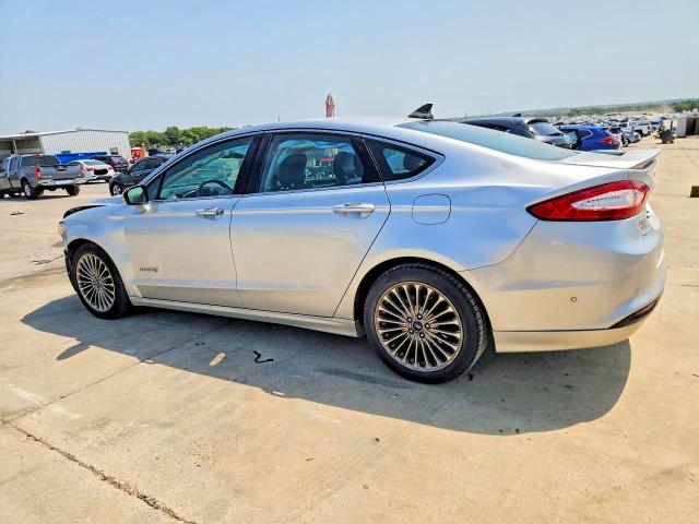 Photo 2 from auction – 2013 FORD FUSION with VIN 3FA6P0RU9DR368992