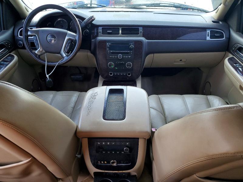 Photo 8 from auction – 2007 GMC YUKON with VIN 1GKFK63847J141378