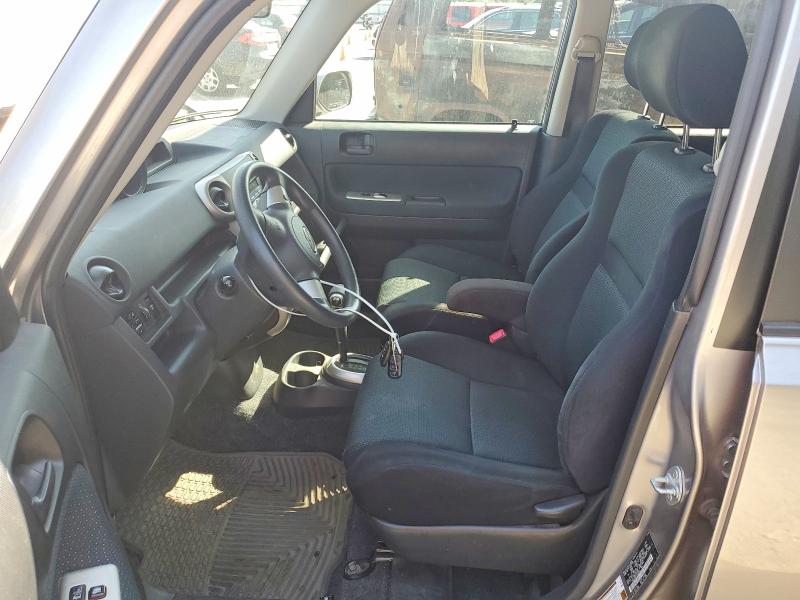 Photo 7 from auction – 2006 SCION XB with VIN JTLKT324X64120945