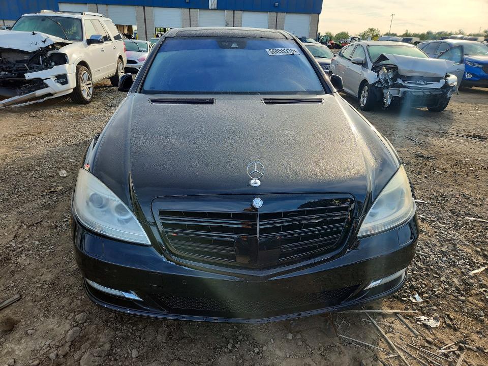 Photo 5 from auction – 2012 MERCEDES-BENZ S with VIN WDDNG9EB8CA464688