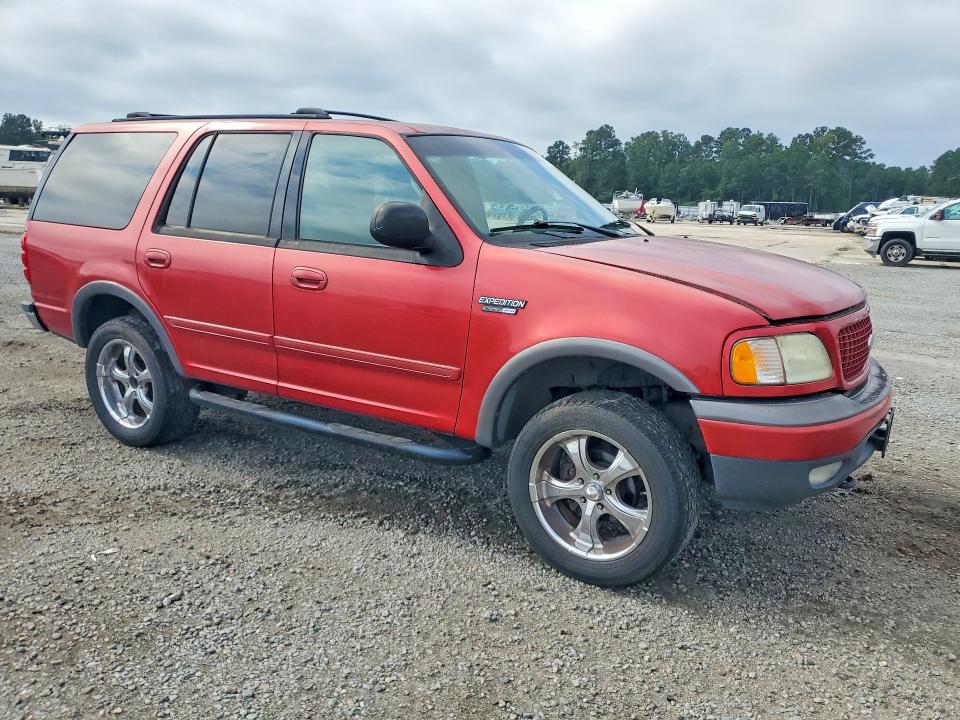 Photo 4 from auction – 2002 FORD EXPEDITION with VIN 1FMEU16W32LA63778