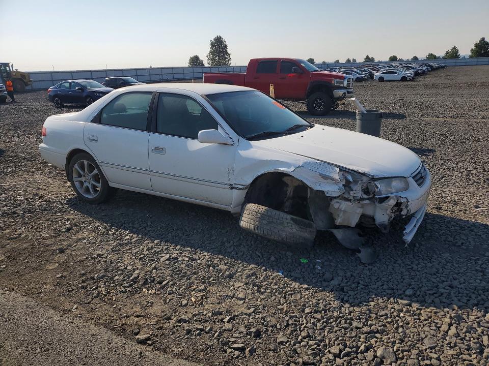 Photo 4 from auction – 2000 TOYOTA CAMRY with VIN JT2BG22K8Y0461353