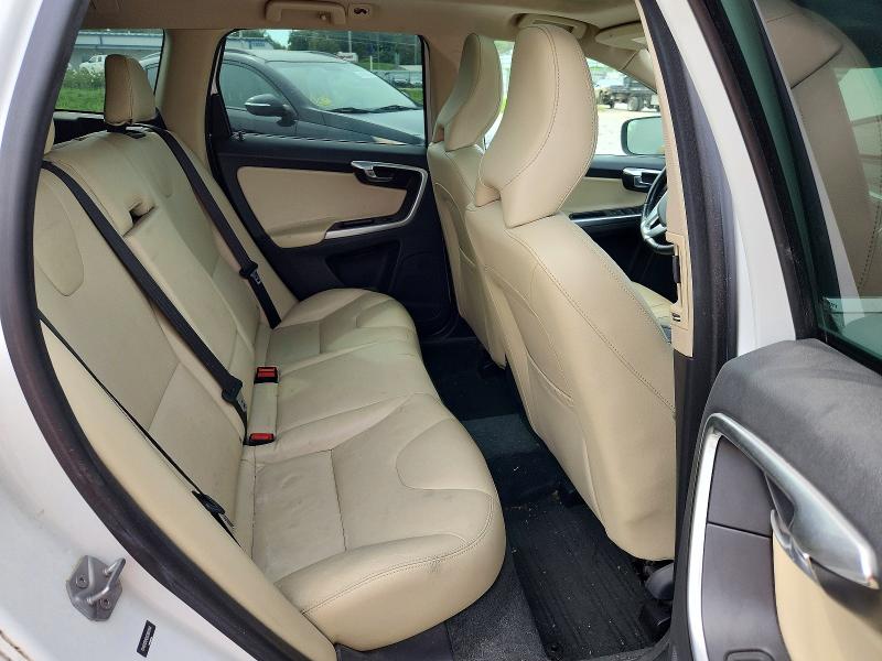 Photo 11 from auction – 2016 VOLVO XC60 with VIN YV4612RM2G2868148