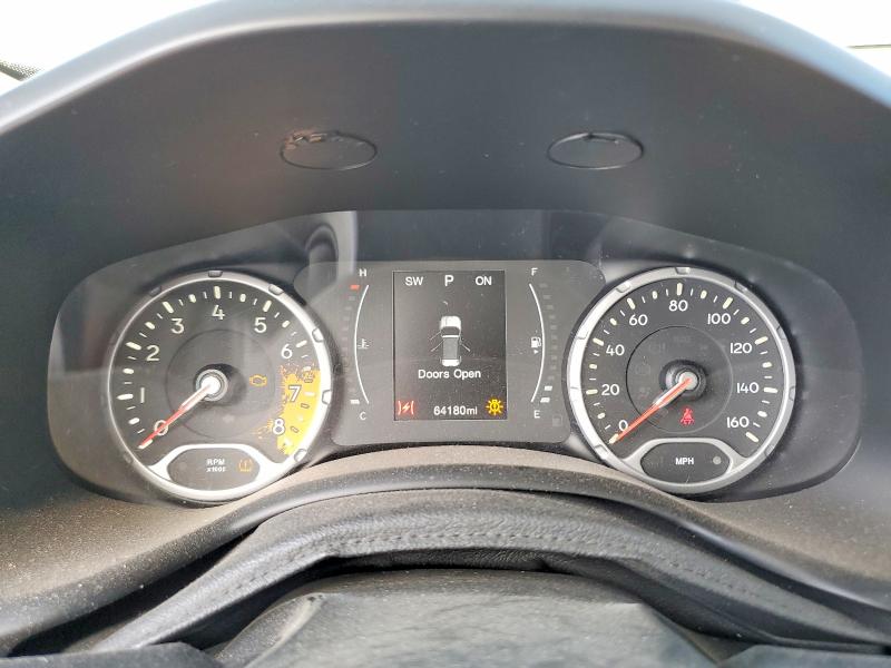 Photo 9 from auction – 2017 JEEP RENEGADE with VIN ZACCJBAB0HPG55819