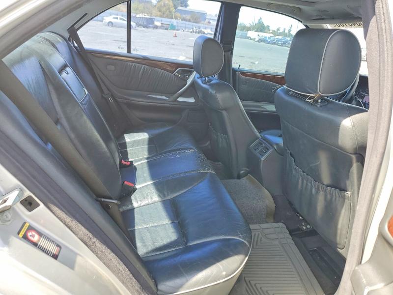 Photo 10 from auction – 2000 MERCEDES-BENZ E with VIN WDBJF65J9YB167107