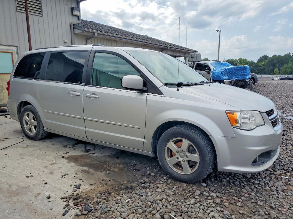 Photo 4 from auction – 2011 DODGE GRAND CARAVAN with VIN 2D4RN5DG5BR721133