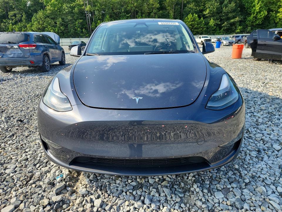 Снимка 5 от търг – 2023 TESLA MODEL Y с VIN 7SAYGDEE6PA211659