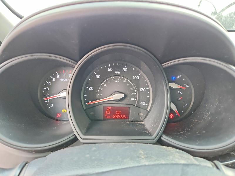Photo 9 from auction – 2016 KIA RIO with VIN KNADM4A31G6639059