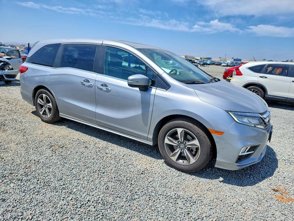 Photo 4 from auction – 2019 HONDA ODYSSEY with VIN 5FNRL6H86KB098449