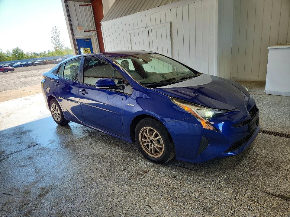 Photo 4 from auction – 2017 TOYOTA PRIUS with VIN JTDKBRFU8H3048017