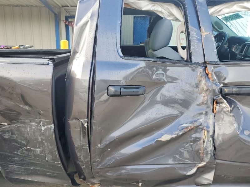 Photo 10 from auction – 2018 RAM 1500 with VIN 1C6RR7FT1JS215827